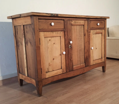 Credenza bassa pino rustica in legno con due cassetti e due ante dal sud italia fine xix secolo
