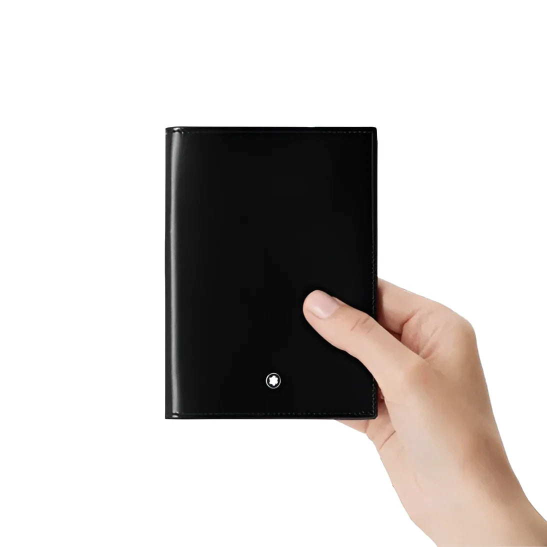 Custodia porta passaporto Montblanc in pelle nera con emblema argento al centro inferiore