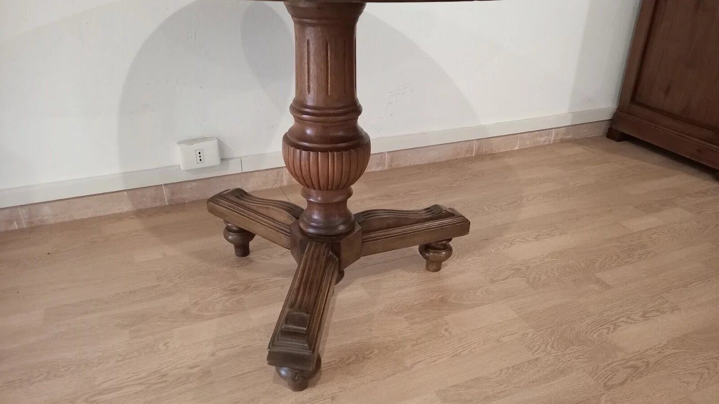 Base pedana in legno di noce stile umbertino vintage con dettagli intagliati e quattro piedi per tavolo tondo ottocento